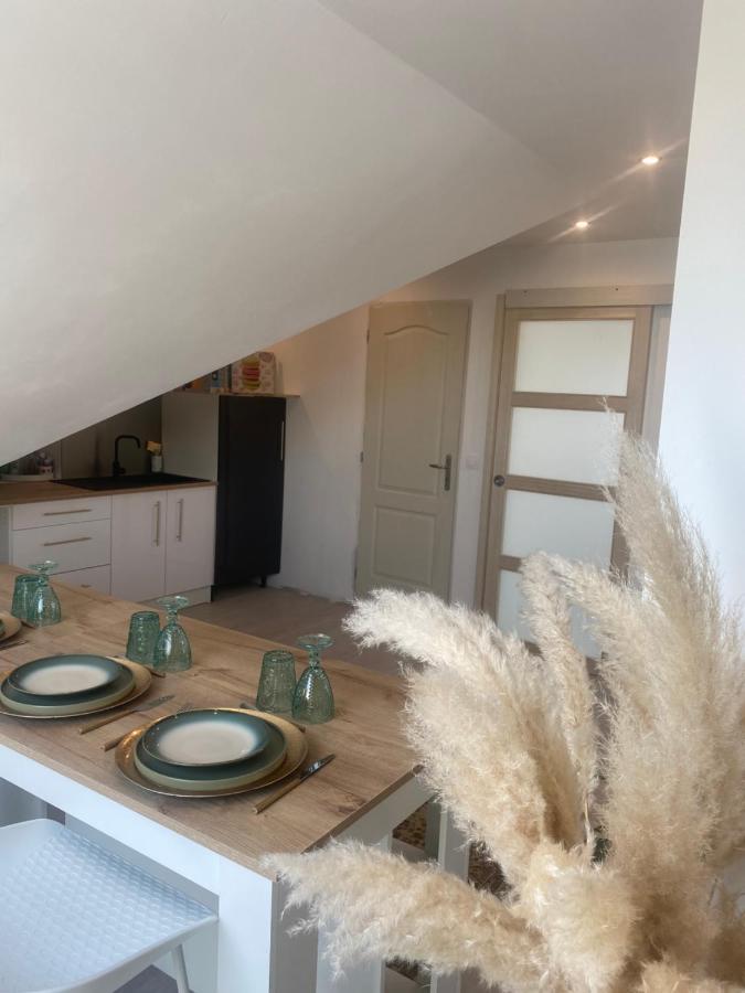 Logement Convivial, Charmant Et Spacieux Saint-Marcel  Exteriör bild